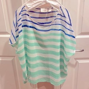 Chico’s tunic top.  Classic/ retro. EUC. Cap sleeves. Oversized for drape look